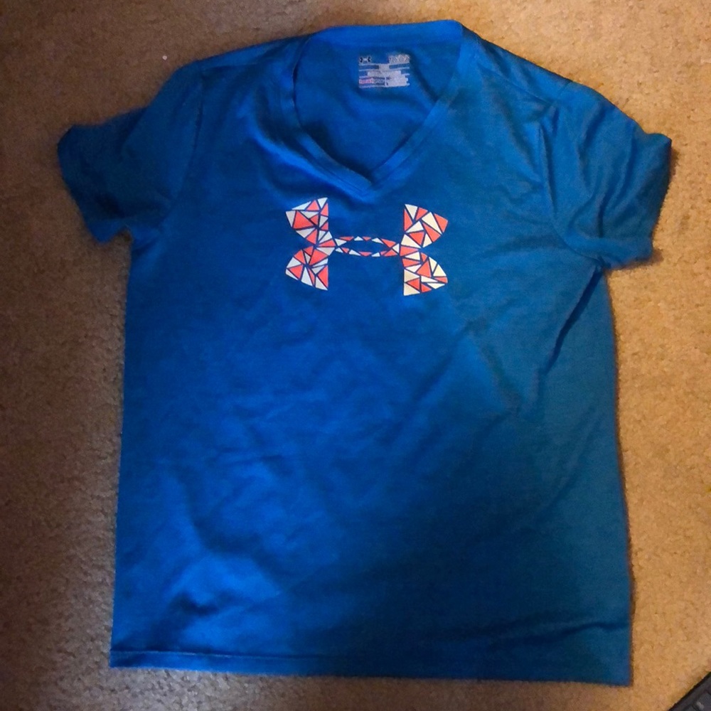 Girls under armor blue shirt